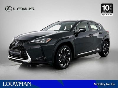 Donker zwart metallic Occasion 2021 Lexus UX 300e Business Edition SUV | € 24.950 (Iets duurder)