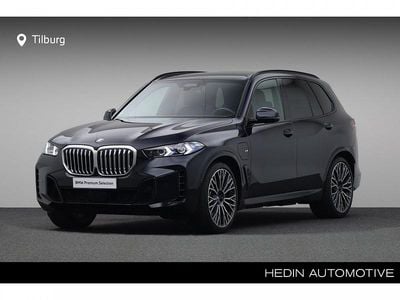 M carbonschwarz metallic (zwart metallic) Gebruikt 2025 BMW X5 Comfort Edition SUV | € 104.880 (Eerlijke prijs)