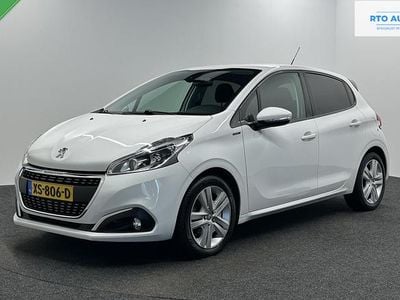Wit Occasion 2019 Peugeot 208 Active Hatchback | € 8.000 (Goede deal)