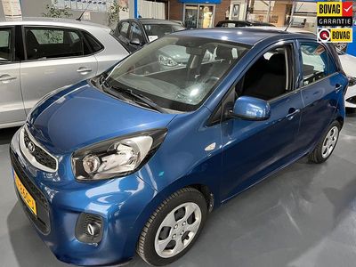 Blauw, metallic lak Occasion 2017 Kia Picanto Hatchback | € 9.000 (Eerlijke prijs)