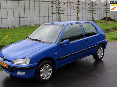 Peugeot 106