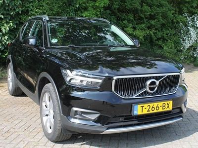 Zwart Gebruikt 2021 Volvo XC40 Momentum SUV | € 39.950 (Eerlijke prijs)