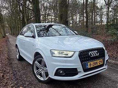 Wit Occasion 2015 Audi Q3 Sport SUV | € 18.750 (Duur)