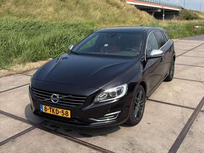 Zwart Gebruikt 2014 Volvo V60 Stationwagen | € 10.000 (Eerlijke prijs)