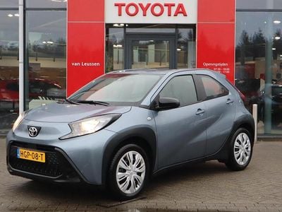 Grijs Gebruikt 2025 Toyota Aygo X X-play SUV | € 17.900 (Goede deal)