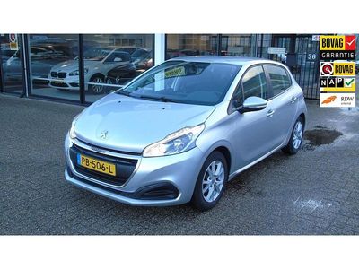 Grijs Occasion 2017 Peugeot 208 Active Hatchback | € 7.495 (Eerlijke prijs)