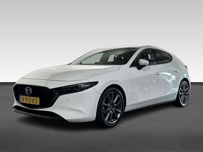 Wit Occasion 2021 Mazda 3 Sportive Hatchback | € 22.995 (Eerlijke prijs)