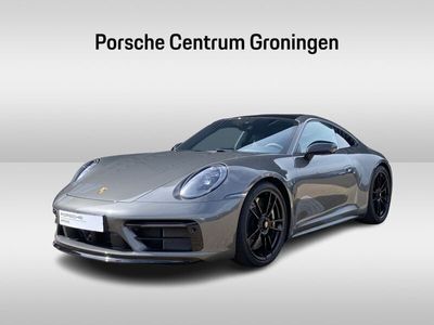 Porsche 911 Carrera 4 GTS