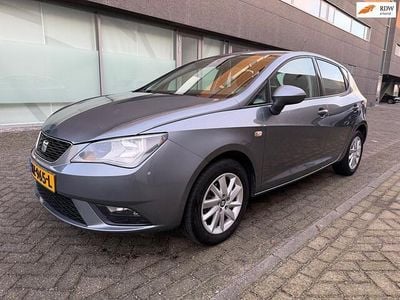 Grijs (metallic) Occasion 2014 Seat Ibiza Style Hatchback | € 5.249 (Eerlijke prijs)