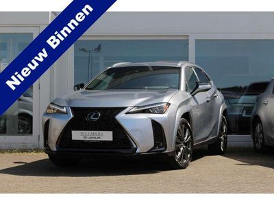 Lexus UX 250h