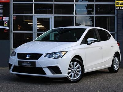 Wit Occasion 2020 Seat Ibiza Business Hatchback | € 13.990 (Eerlijke prijs)