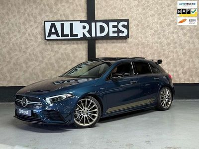 Blauw, metallic lak Gebruikt 2019 Mercedes A35 AMG AMG Hatchback | € 40.950 (Iets duurder)