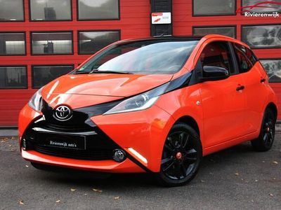 Oranje Gebruikt 2014 Toyota Aygo X-clusiv Hatchback | € 6.750 (Eerlijke prijs)