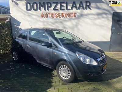 tweedehands Opel Corsa 1.0-12V Essentia Km stand: 82405 NAP eerste eigenaar