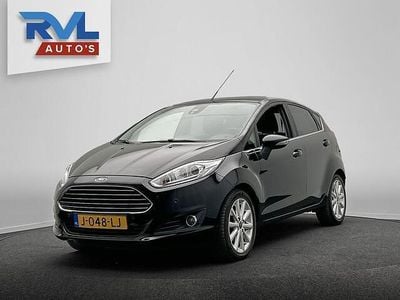 Zwart (metallic) Gebruikt 2017 Ford Fiesta Titanium Hatchback | € 11.950 (Super prijs)