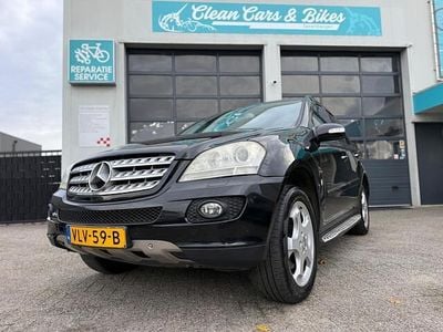 Zwart Occasion 2007 Mercedes 280 SUV | € 4.950 (Goede deal)
