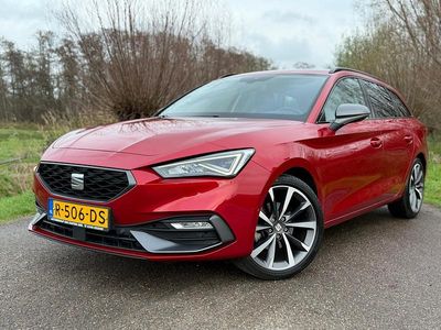 Rood Gebruikt 2022 Seat Leon FR Stationwagen | € 22.950 (Eerlijke prijs)
