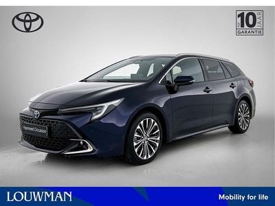 Blauw Gebruikt 2024 Toyota Corolla Hybrid Stationwagen | € 28.750