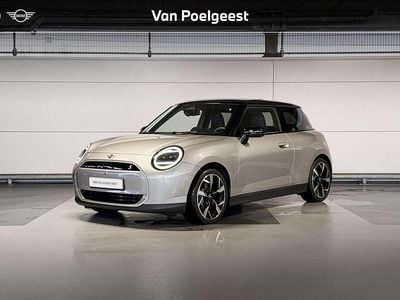 Occasion Mini Cooper SE Favoured 160 kW (218 PK) 2025 Grijs Hatchback