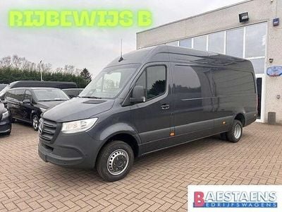 Grijs Nieuw 2025 Mercedes Sprinter Van | € 68.365 (Duur)