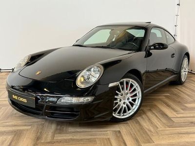 Porsche 911 Carrera