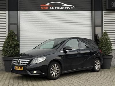 Zwart Gebruikt 2012 Mercedes B200 MPV | € 8.950 (Eerlijke prijs)