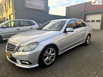 Grijs Gebruikt 2009 Mercedes E220 Avantgarde Sedan | € 4.750 (Super prijs)