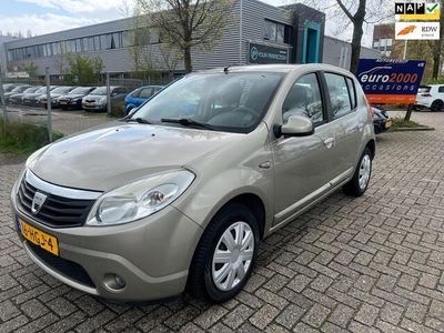 tweedehands Dacia Sandero 1.4 Lauréate - AIRCO - TREKHAAK - NWE APK !