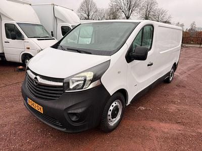 Wit Occasion 2017 Opel Vivaro Edition MPV | € 6.950 (Duur)