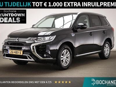 Zwart Gebruikt 2019 Mitsubishi Outlander P-HEV SUV | € 20.695 (Goede deal)
