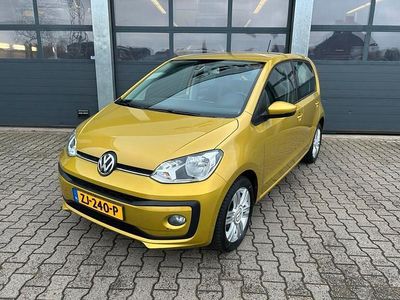 Geel Gebruikt 2019 VW up! high up! Hatchback | € 12.835 (Iets duurder)