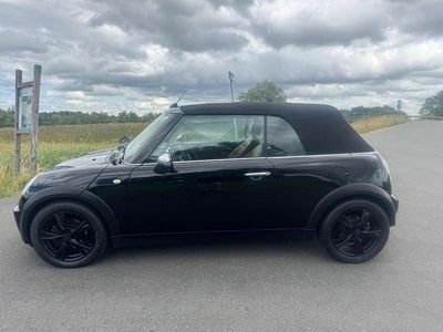 Zwart (metallic) Gebruikt 2005 Mini ONE Pepper Hatchback | € 3.995 (Duur)