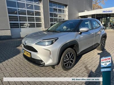 Grijs Gebruikt 2024 Toyota Yaris Cross SUV | € 25.700 (Goede deal)