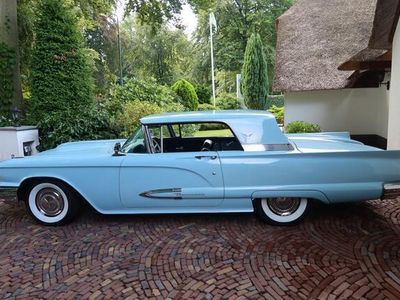 Ford Thunderbird