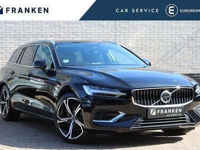 Zwart Occasion 2025 Volvo V60 Plus Stationwagen | € 44.400 (Eerlijke prijs)
