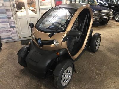 Goud Gebruikt 2017 Renault Twizy Hatchback | € 3.350