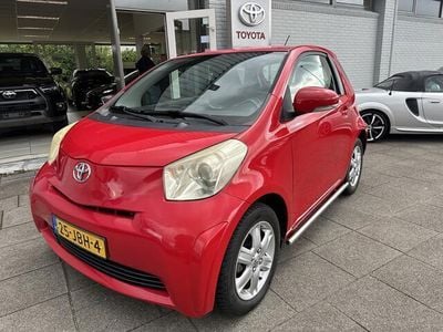 Toyota iQ