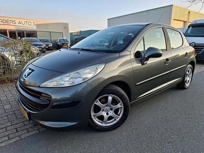 Grijs (metallic) Occasion 2009 Peugeot 207 Stationwagen | € 1.795 (Eerlijke prijs)