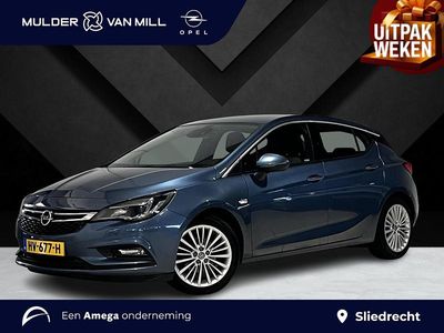 Blauw Gebruikt 2016 Opel Astra Innovation Hatchback | € 13.895 (Iets duurder)