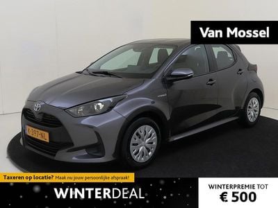 Grijs Gebruikt 2021 Toyota Yaris Hybrid Active Hatchback | € 19.935 (Eerlijke prijs)