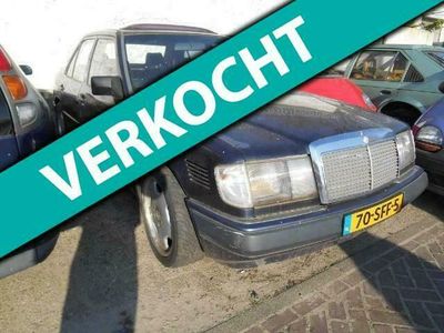 tweedehands Mercedes 300 300D leer ,loop/sloop rijd goed