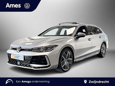 Zilver Gebruikt 2025 VW Passat Active Stationwagen | € 46.995