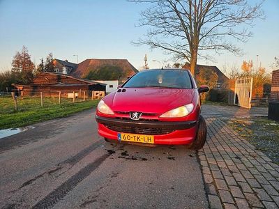 Gebruikt 2002 Peugeot 206 | € 995 (Eerlijke prijs)
