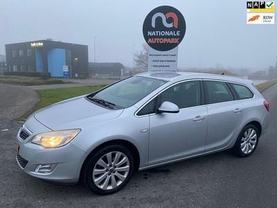 Grijs Occasion 2012 Opel Astra Sport Stationwagen | € 2.499 (Goede deal)