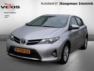 Occasion Toyota Auris Hybrid 99 PK (72 kW) 2014 Grijs, metallic lak Hatchback