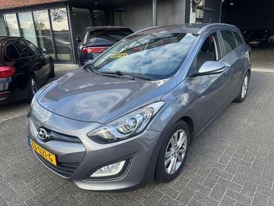 Grijs Gebruikt 2013 Hyundai i30 Stationwagen | € 5.995 (Eerlijke prijs)