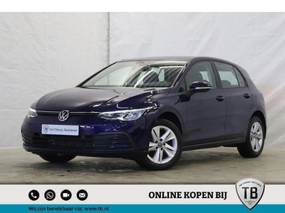 tweedehands VW Golf VIII 1.0 TSI 110pk Life Clima Navigatie Camera PDC DAB L&Z 087