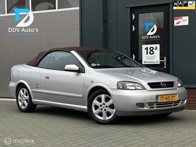 Grijs Gebruikt 2004 Opel Astra Cabriolet Cabriolet | € 1.450