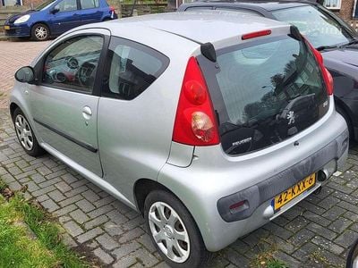 Occasion Peugeot 107 68 PK (50 kW) 2010 Zilver Hatchback