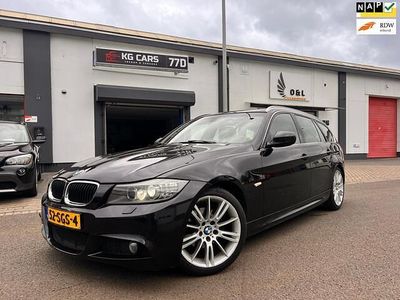 Zwart Gebruikt 2011 BMW 318 M Sport Stationwagen | € 5.000 (Goede deal)